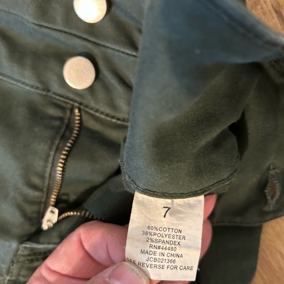 Sapphire Ink women’s forest green jeans spandex.  Size 7 inseam 25ish. - Picture 4 of 8